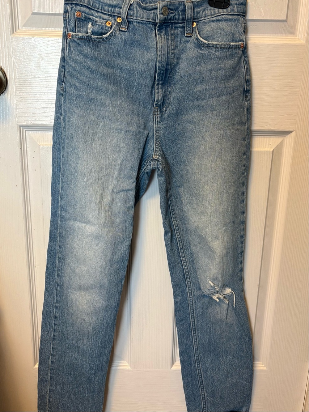Gap High Rise Cheeky Straight Jeans